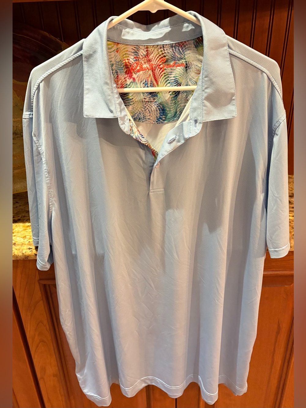 Robert Graham Men's polo. Sharp blue print w/contrast collar & iconic logo. 2XL